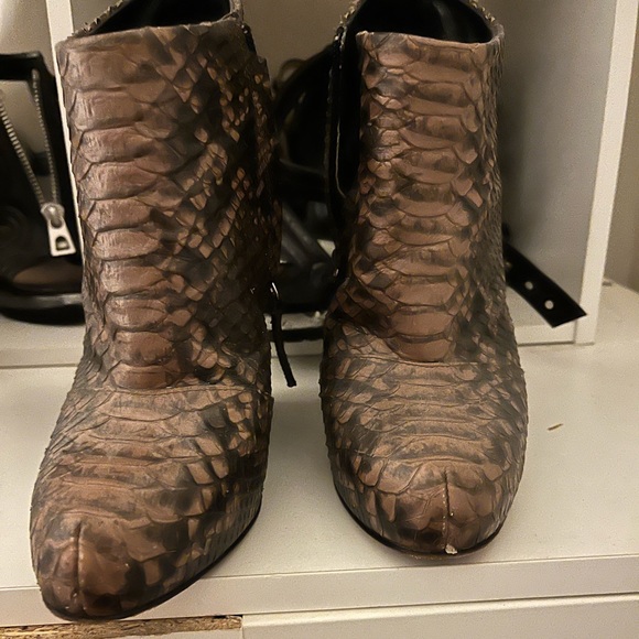 Snakeskin wedge booties by Giuseppe Zanotti size 36 - Picture 2 of 4